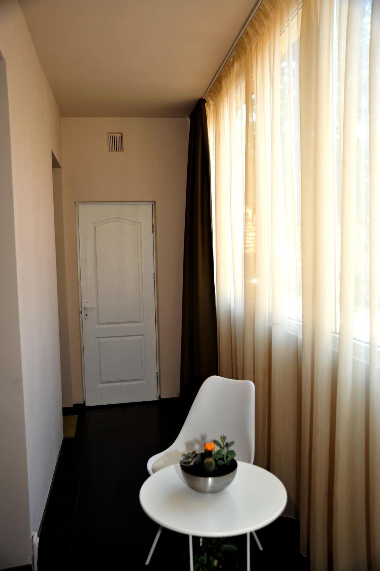 Like Home Braşov Buitenkant foto